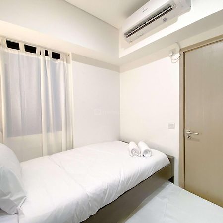 Best Deal And Comfy 2Br At Meikarta Apartment By Travelio Cikarang Exteriör bild