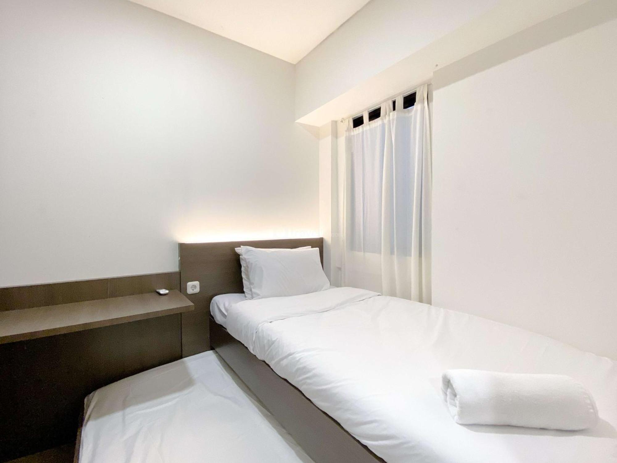 Best Deal And Comfy 2Br At Meikarta Apartment By Travelio Cikarang Exteriör bild